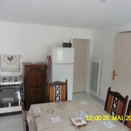 ゲストハウス Maison De Campagne En Campagne Renovee *